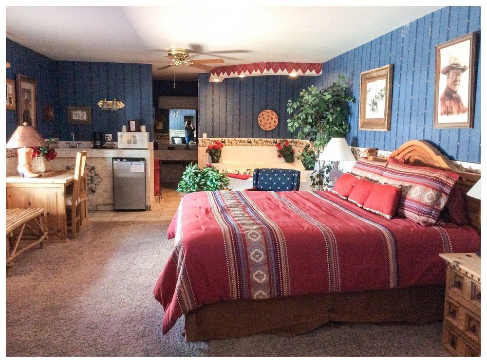 Howard Johnson By Wyndham Springerville Екстер'єр фото