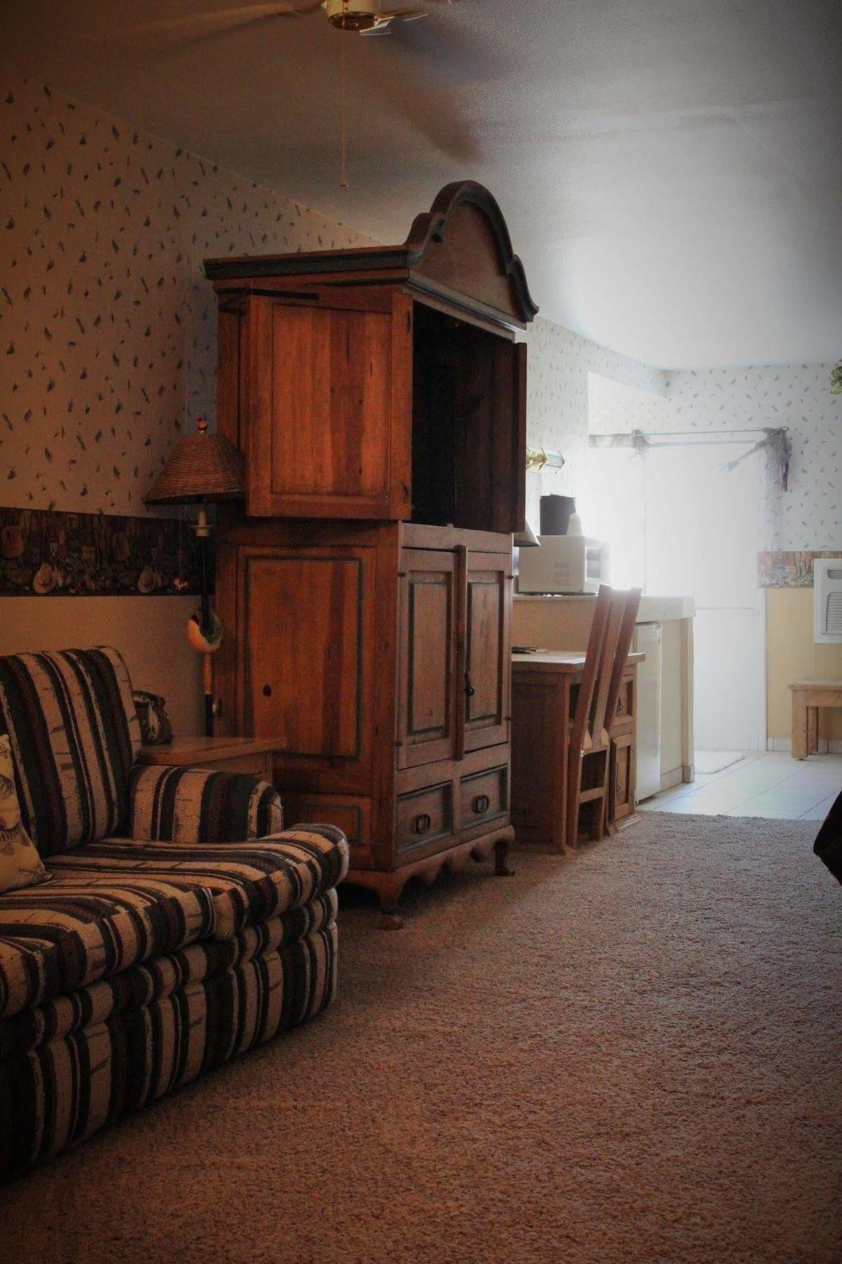 Howard Johnson By Wyndham Springerville Екстер'єр фото