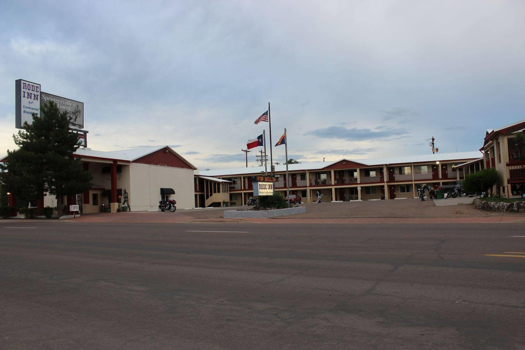 Howard Johnson By Wyndham Springerville Екстер'єр фото